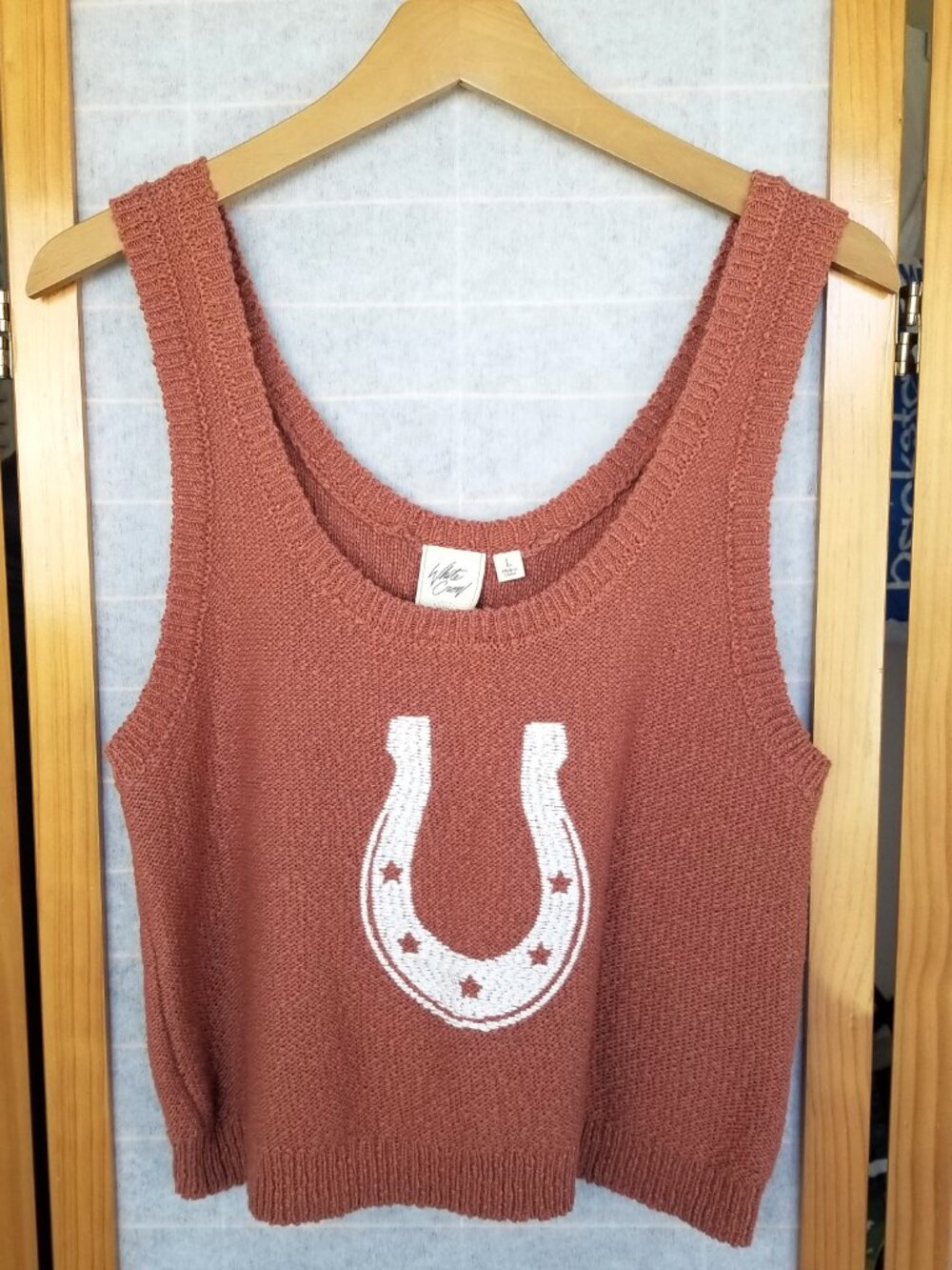 White Crow Women's Horseshoe Cropped Sweater Tank Size Large Western Equestrian
